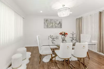 11801 Thunderbird Avenue, Porter Ranch, CA 91326 - Photo 9