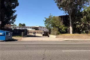 8641 Glenoaks, Los Angeles, CA 91352 - Photo 7