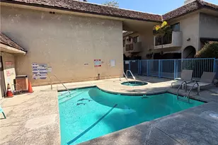 8641 Glenoaks, Los Angeles, CA 91352 - Photo 9