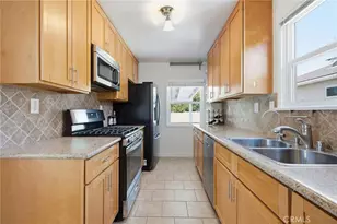 6937 Zelzah Ave, Reseda, CA 91335 - Photo 11