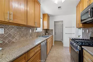 6937 Zelzah Ave, Reseda, CA 91335 - Photo 13