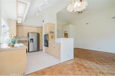 1005 Shoal Creek Court, Simi Valley, CA 93065 - Photo 15