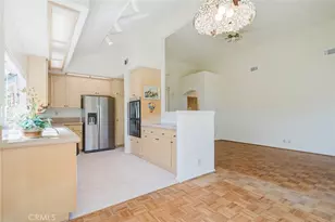 1005 Shoal Creek Ct, Simi Valley, CA 93065 - Photo 15
