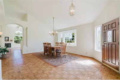 1005 Shoal Creek Court, Simi Valley, CA 93065 - Photo 13