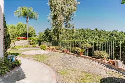 1005 Shoal Creek Court, Simi Valley, CA 93065 - Photo 31