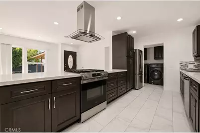7112 Teesdale, Los Angeles, CA 91605 - Photo 5