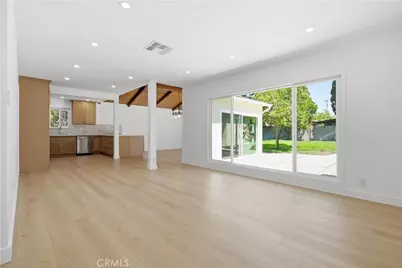 11215 Lull, Los Angeles, CA 91352 - Photo 7