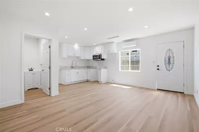 11215 Lull, Los Angeles, CA 91352 - Photo 29