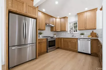 11215 Lull, Los Angeles, CA 91352 - Photo 11