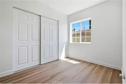 11215 Lull, Los Angeles, CA 91352 - Photo 31