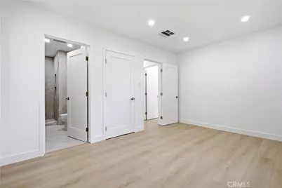 11215 Lull, Los Angeles, CA 91352 - Photo 23