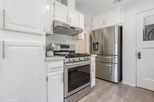 2061 Bellevue Dr, Glendale, CA 91201 - Photo 17