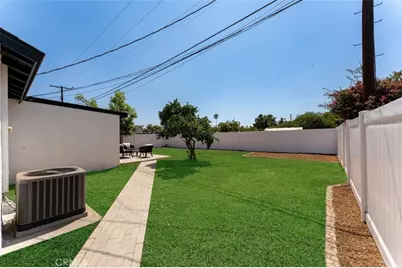 8133 Brimfield Avenue, Panorama City, CA 91402 - Photo 41