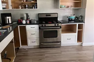 8673 Herrick Ave, Los Angeles, CA 91352 - Photo 3