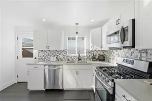 2005 Phelan Ln, Redondo Beach, CA 90278 - Photo 9