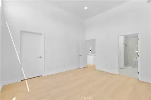 6036 Hazelhurst, North Hollywood, CA 91606 - Photo 33