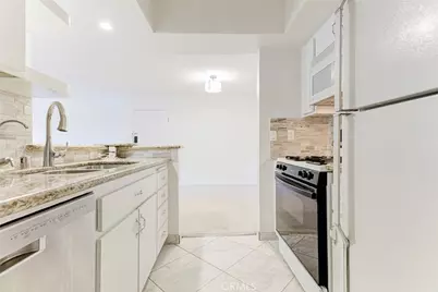 460 Oak Street #203, Glendale, CA 91204 - Photo 13