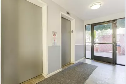 460 Oak Street #203, Glendale, CA 91204 - Photo 3