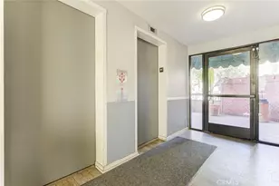 460 Oak St, Glendale, CA 91204 - Photo 3