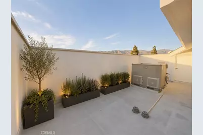2318 N Fairview Street #101, Burbank, CA 91504 - Photo 27