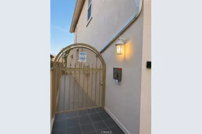 2318 N Fairview Street #101, Burbank, CA 91504 - Photo 3