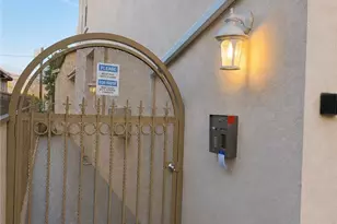 2318 N Fairview St, Burbank, CA 91504 - Photo 3