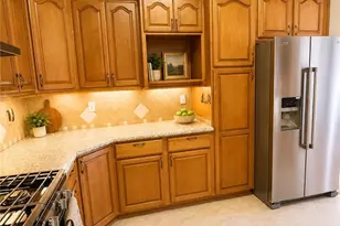 2318 N Fairview St, Burbank, CA 91504 - Photo 11