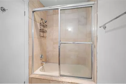20253 Keswick Street #331, Winnetka, CA 91306 - Photo 19