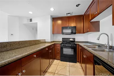 20253 Keswick Street #331, Winnetka, CA 91306 - Photo 11