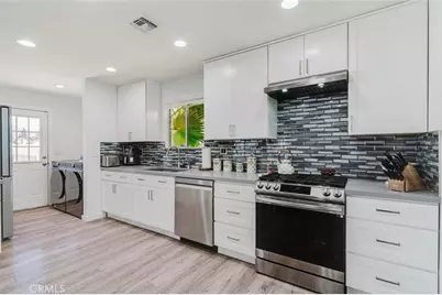 16001 Tulsa Street, Granada Hills, CA 91344 - Photo 11