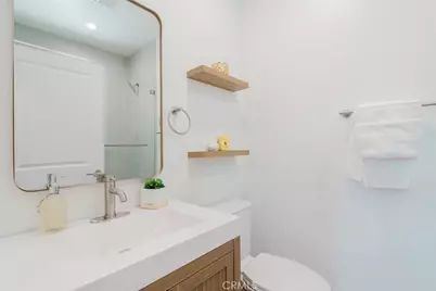 13243 Calcutta Street, Sylmar, CA 91342 - Photo 29