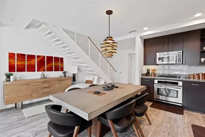 1100 Wilshire Boulevard #1707, Los Angeles, CA 90017 - Photo 17