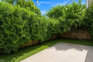 13145 Bromont Ave, Los Angeles, CA 91342 - Photo 17