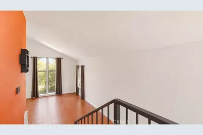 13145 Bromont Avenue #6, Los Angeles, CA 91342 - Photo 9