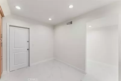 77 Barmore Ct, Glendale, CA 91206 - Photo 21