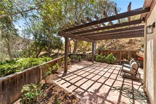 77 Barmore Ct, Glendale, CA 91206 - Photo 35