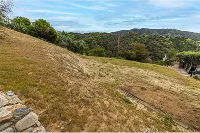 7444 Tranquil Drive, Tujunga, CA 91042 - Photo 19