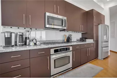 1100 Wilshire Boulevard #3302, Los Angeles, CA 90017 - Photo 21