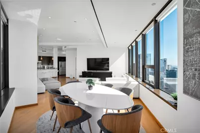 1100 Wilshire Boulevard #3302, Los Angeles, CA 90017 - Photo 3
