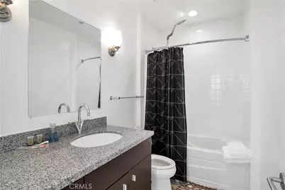 1100 Wilshire Boulevard #3302, Los Angeles, CA 90017 - Photo 19