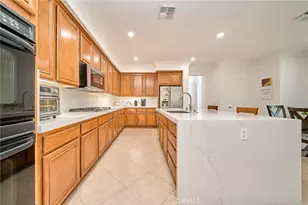 25750 Wallace Pl, Stevenson Ranch, CA 91381 - Photo 17