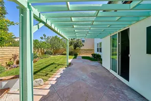 25750 Wallace Pl, Stevenson Ranch, CA 91381 - Photo 47