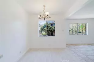 7 Fiesta Ln, Carson, CA 90745 - Photo 5
