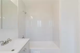 7 Fiesta Ln, Carson, CA 90745 - Photo 15