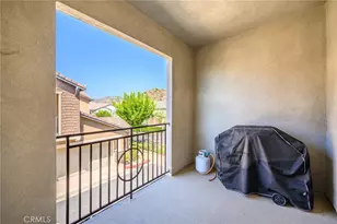 16739 Nicklaus Dr, Sylmar, CA 91342 - Photo 23