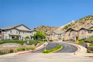 16739 Nicklaus Dr, Sylmar, CA 91342 - Photo 3