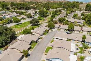 26483 Fairway Cir, Newhall, CA 91321 - Photo 65