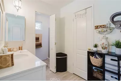 26483 Fairway Circle, Newhall, CA 91321 - Photo 35
