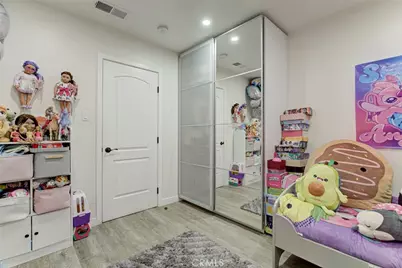 1503 Coronel, San Fernando, CA 91340 - Photo 17