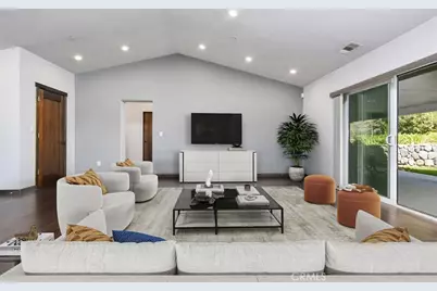 2447 Stonyvale Road, Tujunga, CA 91042 - Photo 11